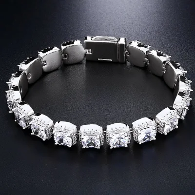 Romantic Ice out Cubic Zirconia Woman Bracelets Popular Design Women Link Chain Wedding Bracelets